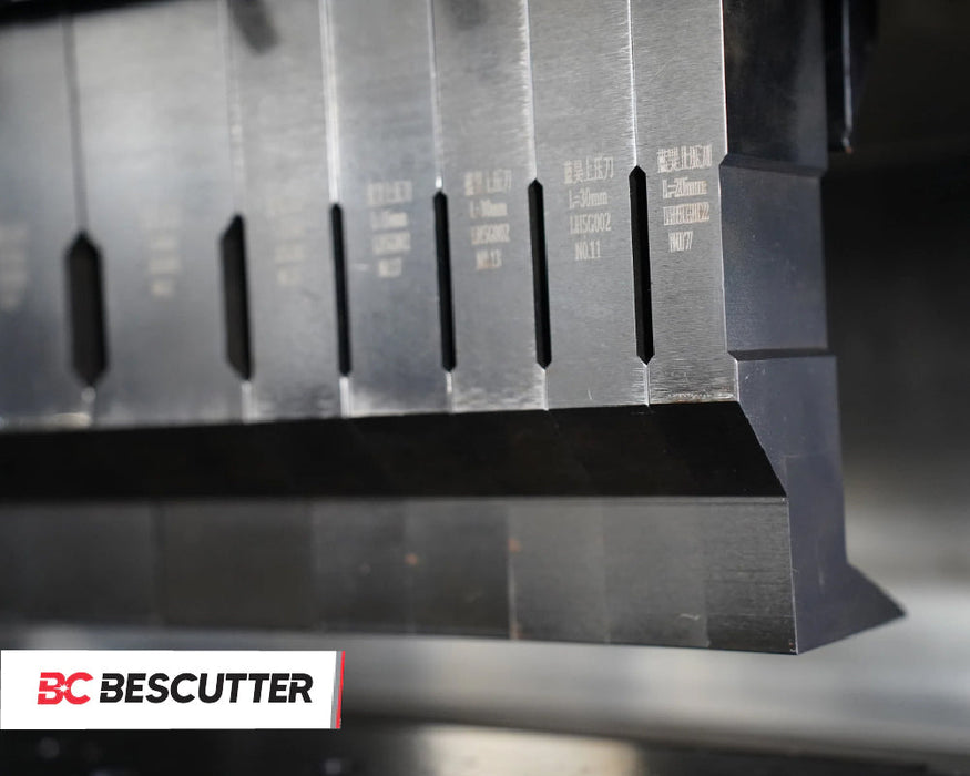 Flexible Panel Bending 15Axis | Automatic Metal Panel Bending Machine