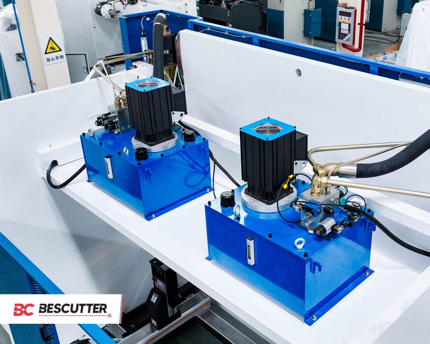 Prensa Plegadora CNC BesCutter de un Solo Servomotor 110, 170, 220 Toneladas 10/13 Pies Delem DA 53T